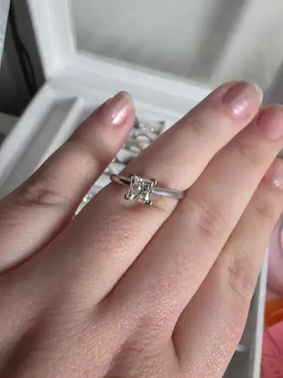 Great condition. Size 8