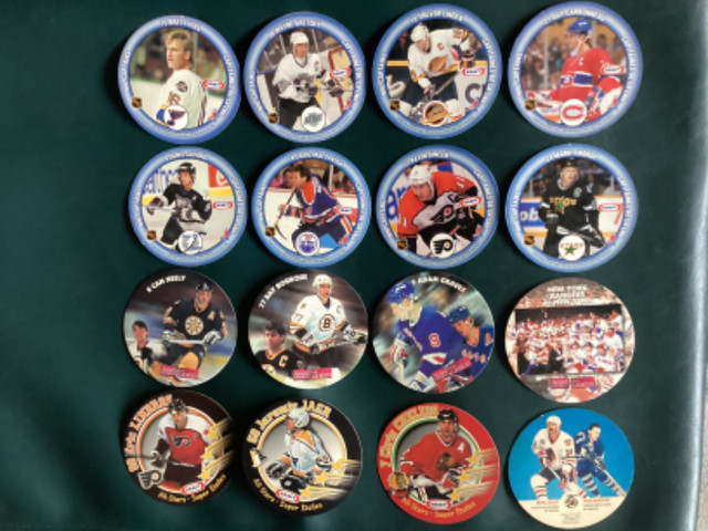 16 NHL Kraft Peanut Butter Discs /Pogs 1990’s Gretzky + HOF ers in Arts & Collectibles in St. Catharines - Image 2