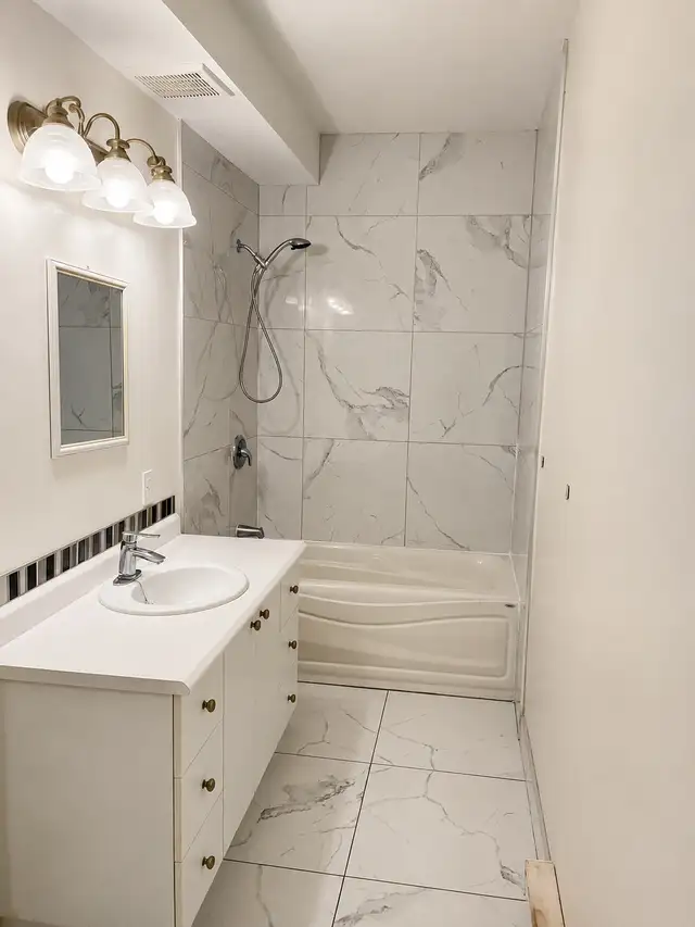 GRAND 6.5-BEDROOM APARTMENT FOR RENT IN SAINT-JÉRÔME