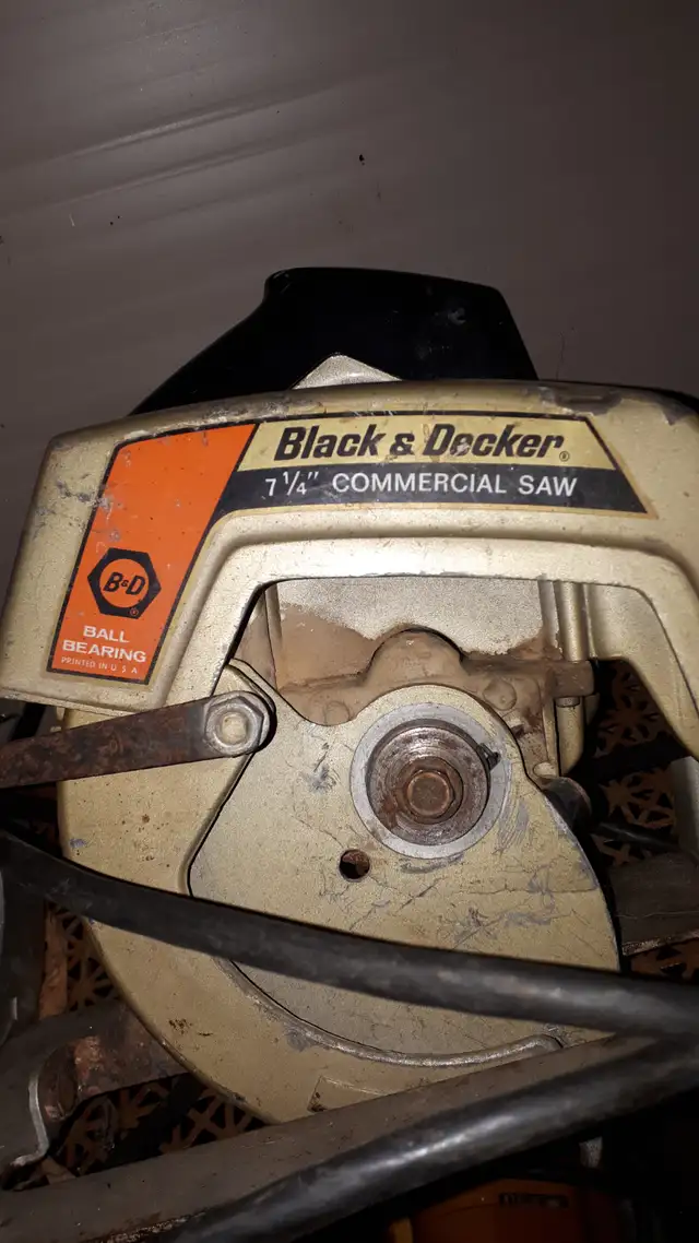 B+D Vintage circular saw. in Power Tools in Peterborough - Image 3