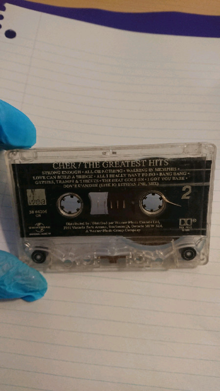 OBO RARE Cher – The Greatest Hits vintage cassette in Arts & Collectibles in Thunder Bay - Image 2