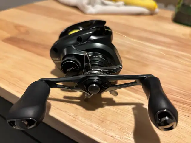 Curado MGL 150 casting reel in Fishing, Camping & Outdoors in Owen Sound - Image 2