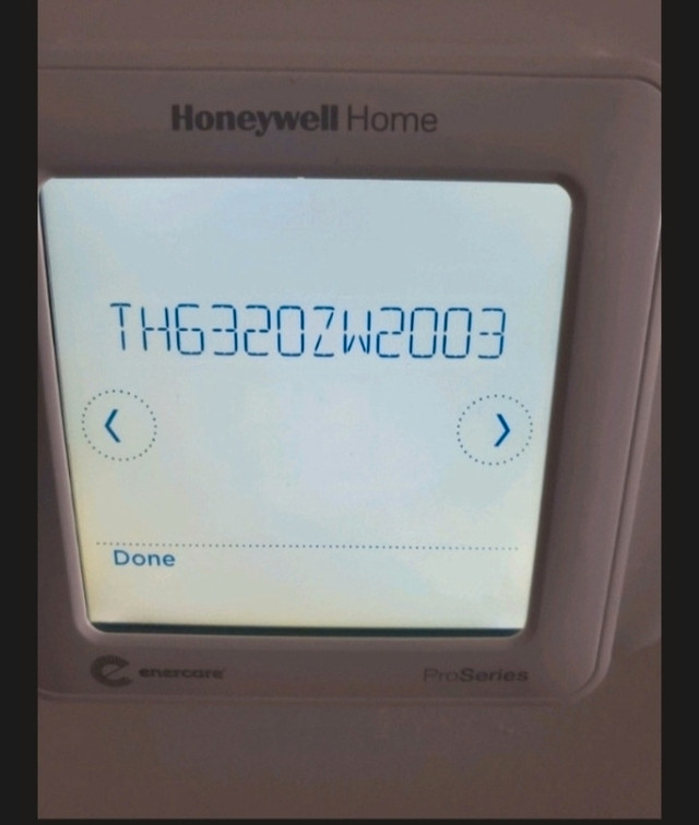 HONEYWELL PROGRAMMABLE SMART THERMOSTAT  in Heating, Cooling & Air in Markham / York Region - Image 2