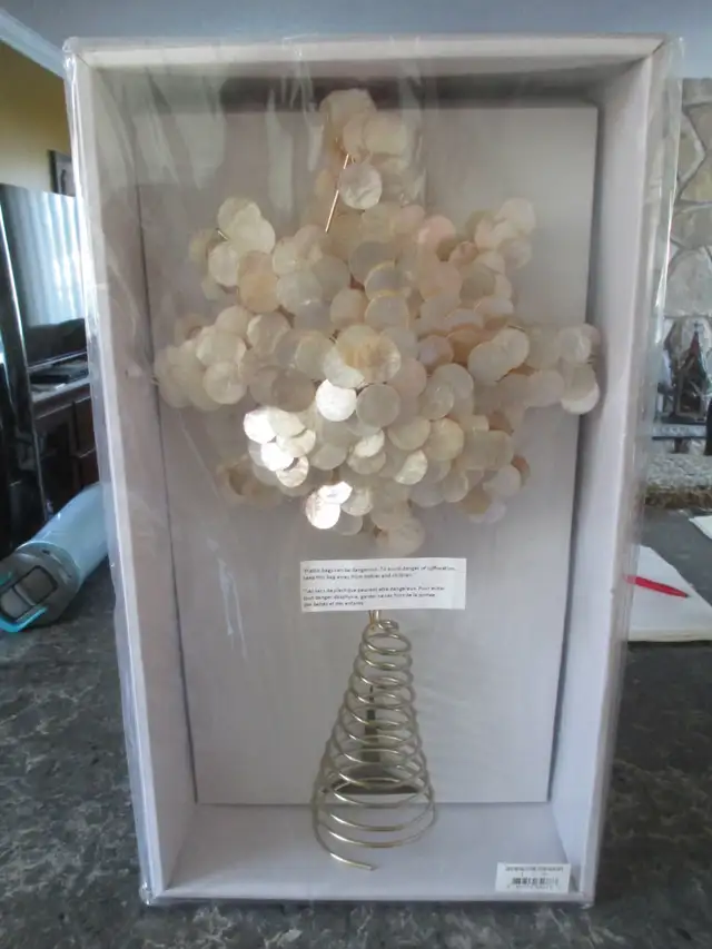 Capiz Christmas Tree Topper – Abstract