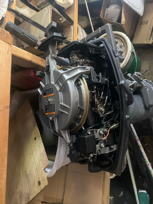 1996 Yamaha 20 hp outboard  in Powerboats & Motorboats in Renfrew - Image 2
