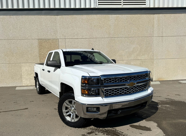2014 Chevrolet Silverado 1500 4x4 in Cars & Trucks in Regina