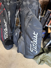 Titleist golf bags 