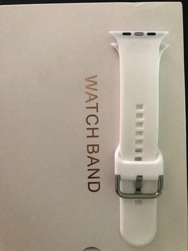 New Silicone Apple Watch Band Compatible Apple Watch 42& 44mm dans Bijoux et montres  à Ville de Montréal - Image 4