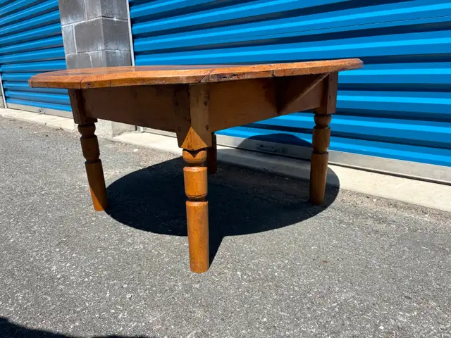 Rustic Solid Wood Coffee Table533013779365253124