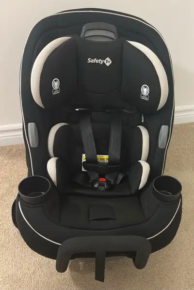Safety 1st Grow and Go All-in-One Convertible Car Seat, View more
