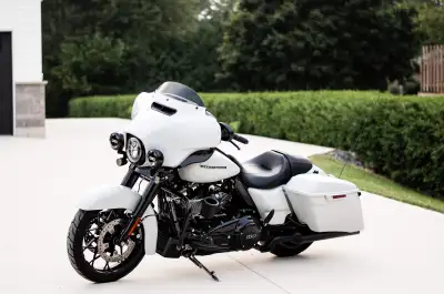 2020 Harley-Davidson Street Glide Special (FLHXS) - Stage 2 | MINT Price: $28,500 Location: Kent Bri...