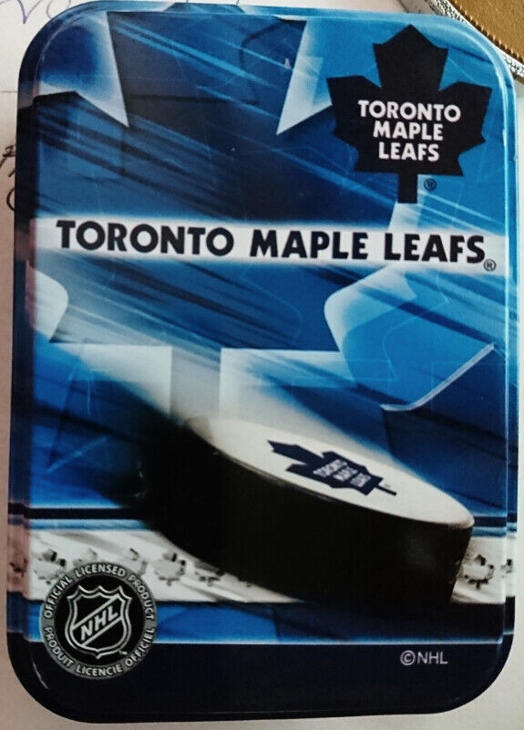 Royal Specialty Toronto Maple Leafs Playing Card Deck Tin in Arts & Collectibles in Oshawa / Durham Region