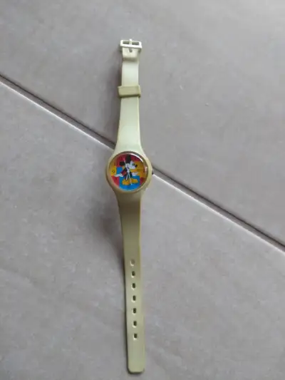 *VINTAGE* MONTRE MICKEY MOUSE WATCH 10$, View more