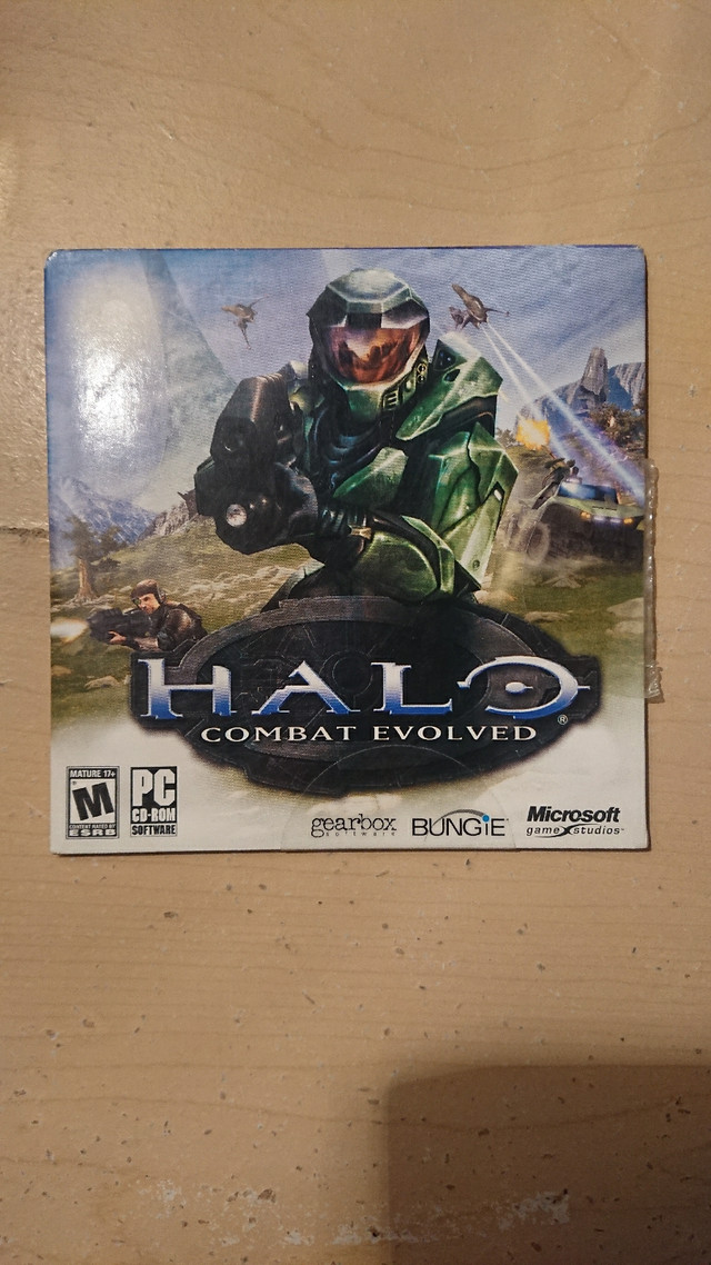 OBO Halo:Combat Evolved (PC 2003) Rare Orignal, Sleeve, Key in Older Generation in Thunder Bay