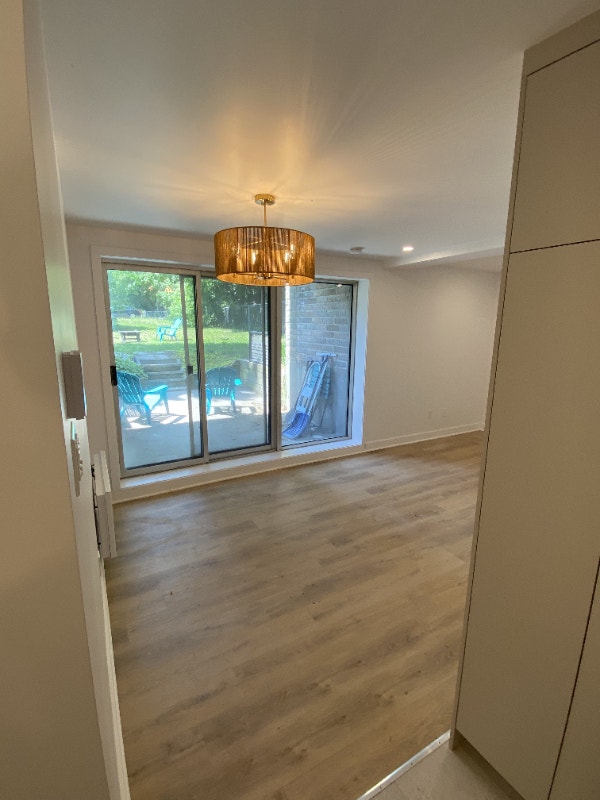 Appartement complètement rénové de 2 chambres à BoisdesFilion