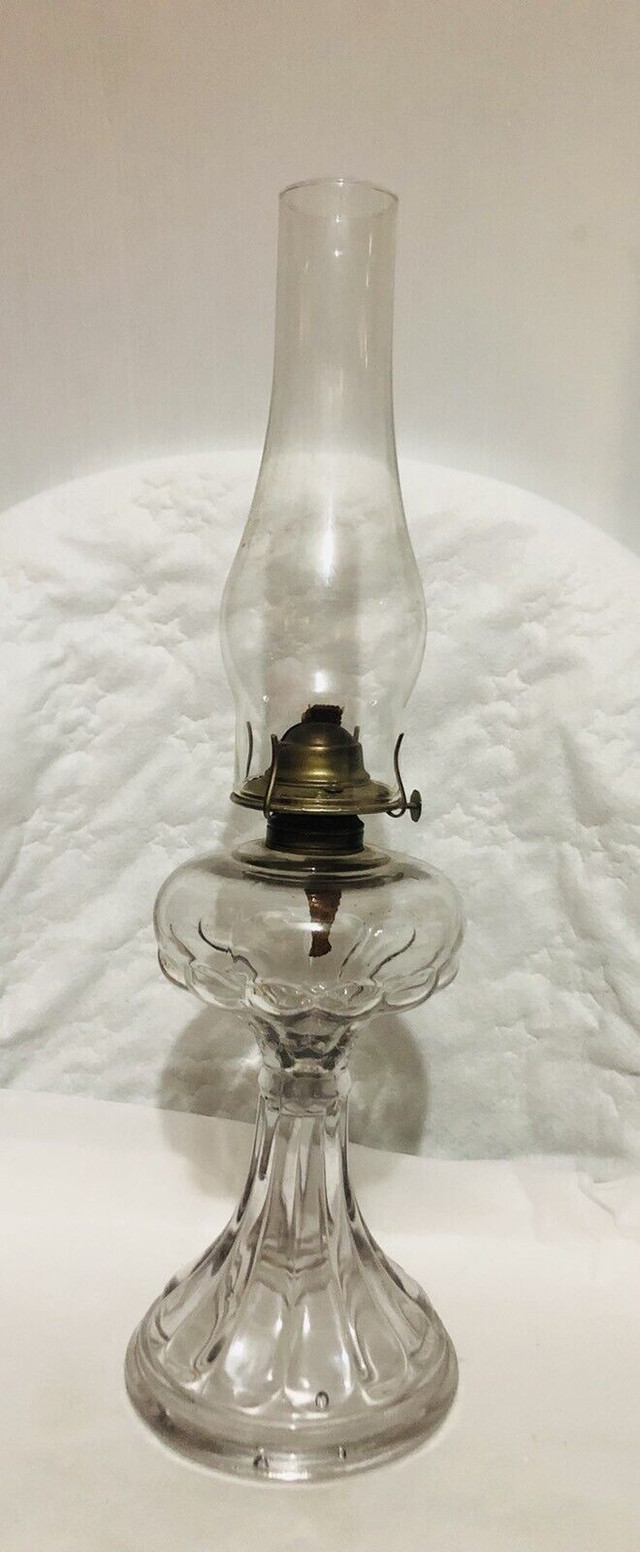 21” tall 1920-30s Eagle Oil lamp in Arts & Collectibles in Oshawa / Durham Region