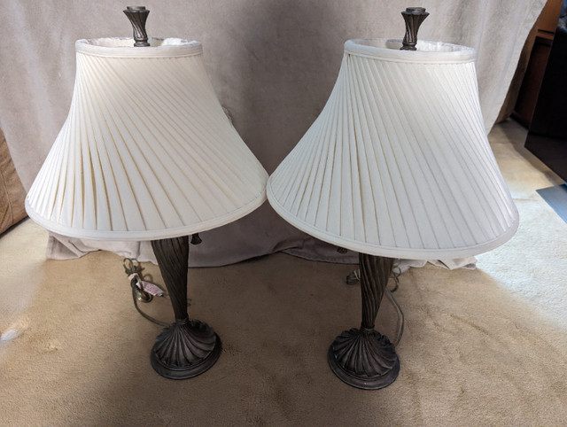 Decorative Lamp Set in Indoor Lighting & Fans in Oshawa / Durham Region - Image 4