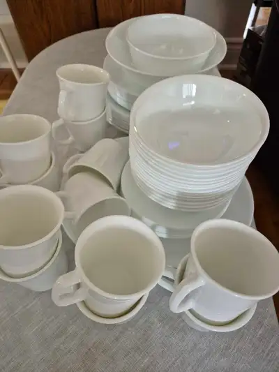 corelle dishes (plain white), View more