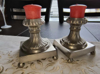 2 vintage pewter candlesticks /2 chandeliers en étain vintage