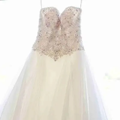 Cinderella style ballgown dress No alterations Professionally cleaned from the wedding shop Comes wi...