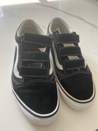 Vans men’s 6 ladies 7.5