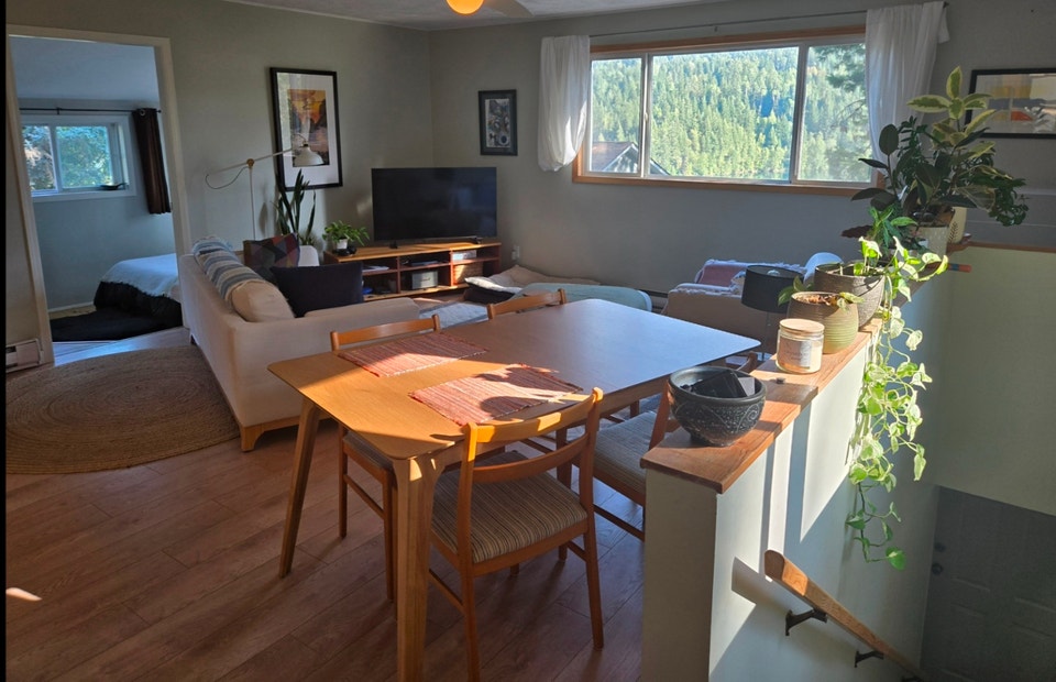 2 Bedroom House Outside Nelson 1
