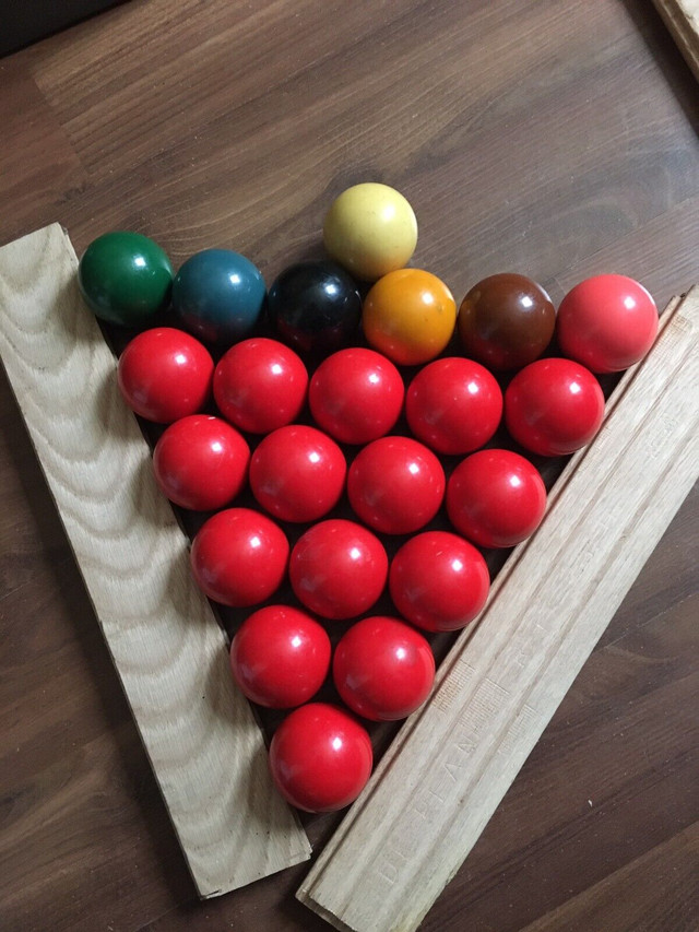 Vintage Belgium snooker and pool balls in Toys & Games in City of Halifax - Image 2