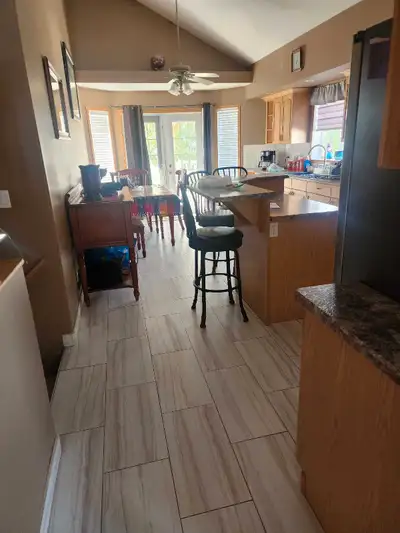 2 FURNISHED ROOMS 4 RENT WEEKLY RATES ARE  $350 $50 DD