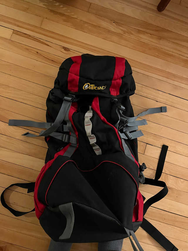 Outbound backpack dans Pêche, camping et plein Air  à Ville de Montréal
