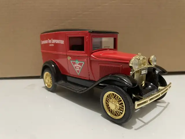 Liberty Classics Ford Model A 70th Anniversary Canadian Tire in Arts & Collectibles in Winnipeg - Image 6
