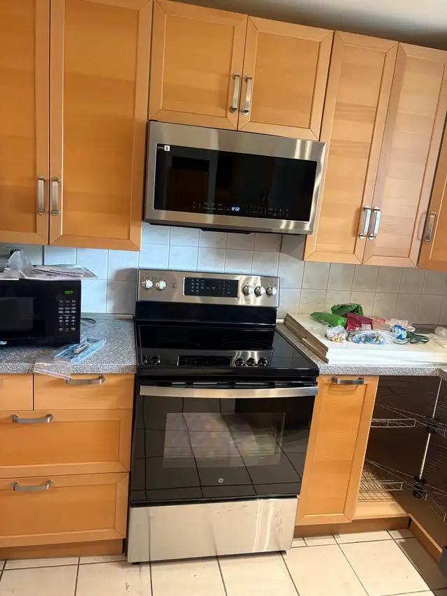 Appliances installation. 545241969281607684