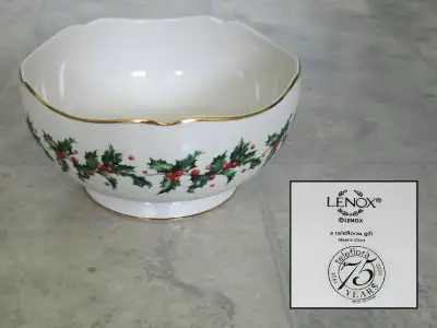 Christmas themed serving bowl, View more
