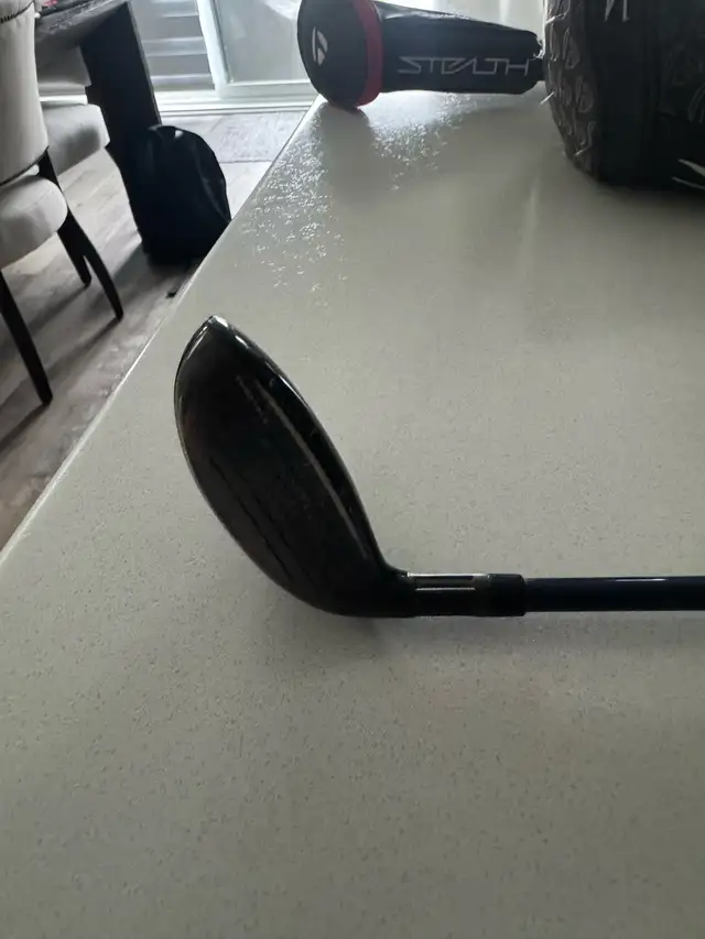 Taylormade Stealth Plus Driver, 3 Wood and 3 Hybrid in Golf in Oakville / Halton Region - Image 5