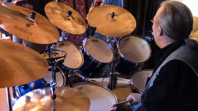 Old school drummer here in Artists & Musicians in Kitchener / Waterloo - Image 5
