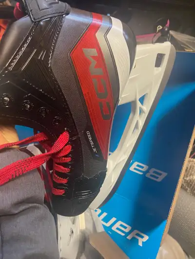 Men's skates 8.5  (10/44 EU), View more