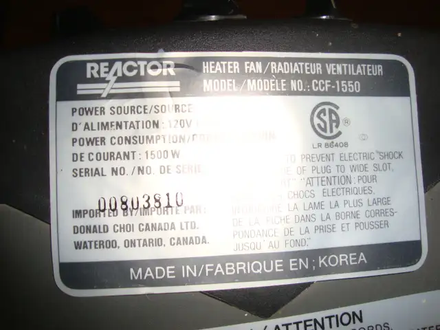 2 SMALL PORTABLE ELECTRIC HEATERS in Heaters, Humidifiers & Dehumidifiers in Norfolk County - Image 8