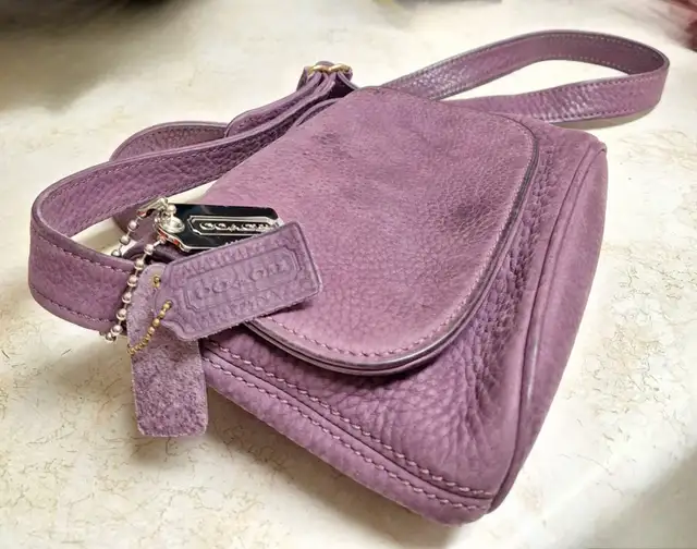 Vintage Coach 4946 - Sonoma - Crossbody Bag (8.75 x 6 x 3.5"). in Women's - Bags & Wallets in London - Image 5