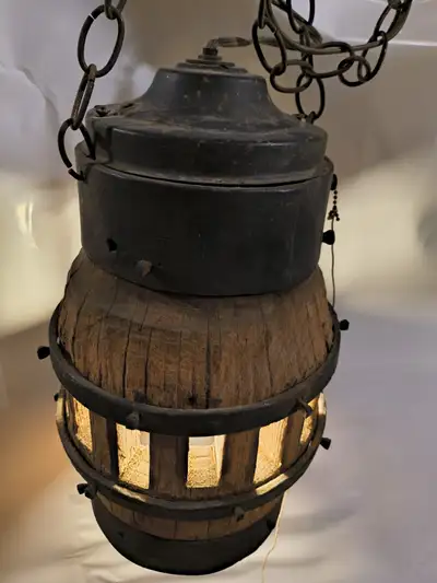 Wagon wheel lamp, View more