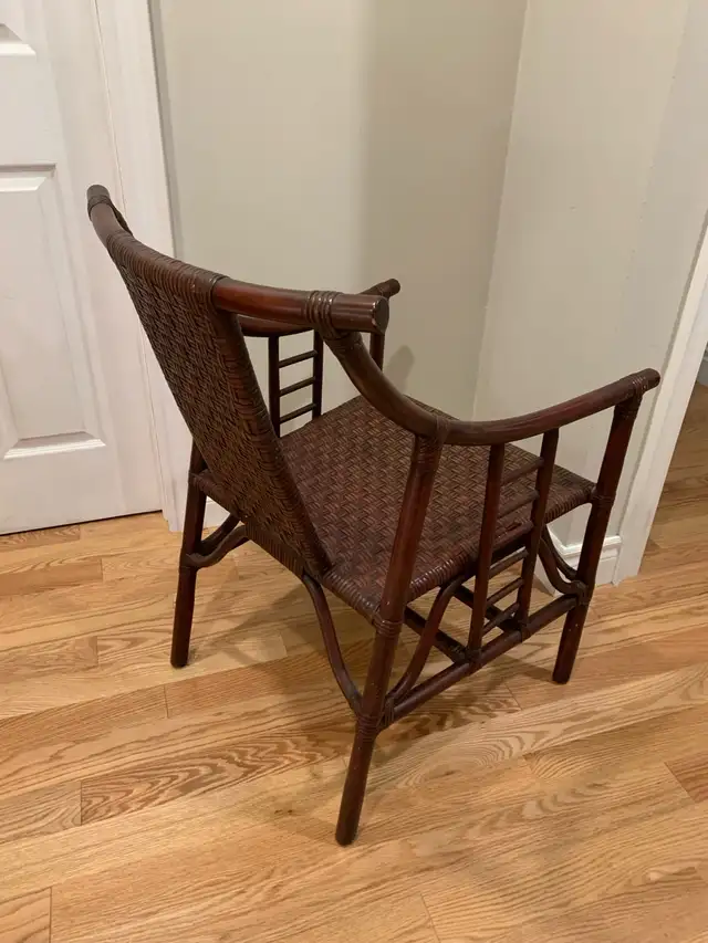 Hollywood Regency Tommi Parzinger Style Arm in Chairs & Recliners in La Ronge - Image 5