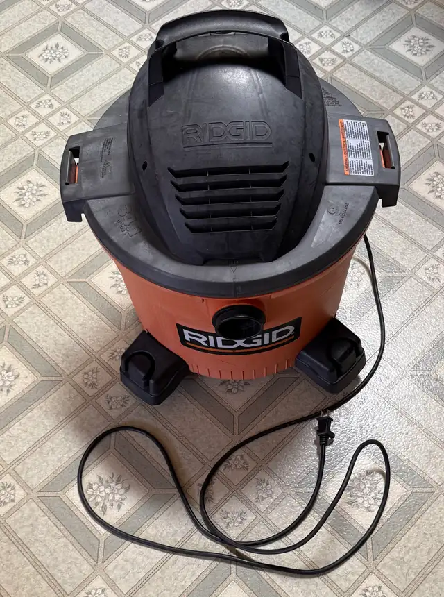 RIDGID VACCUM