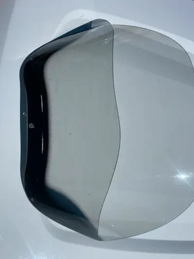 -Removed from 2011 Roadglide FLTRUSE. -Clear. No tint. -16" from bottom edge to top edge. -Excellent...