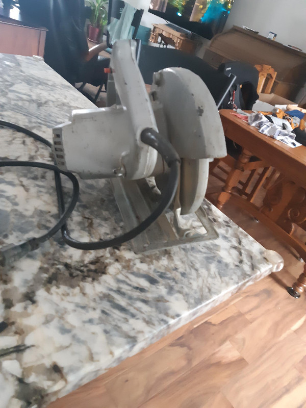 7 1/4" Skilsaw power saw in Power Tools in Stratford