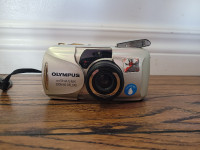 Olympus Infinity Stylus Epic Zoom 80 Deluxe Film Camera