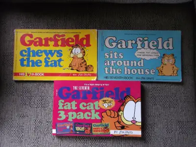 Set of SIX fun vintage collectible GARFIELD BOOKS--, View more