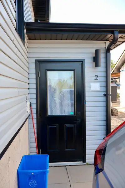 2-Bedroom Apartment – Utilities Included – Aug 1
