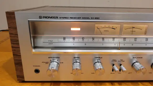 vintage pioneer sx-650 receiver in Stereo Systems & Home Theatre in Mississauga / Peel Region - Image 3