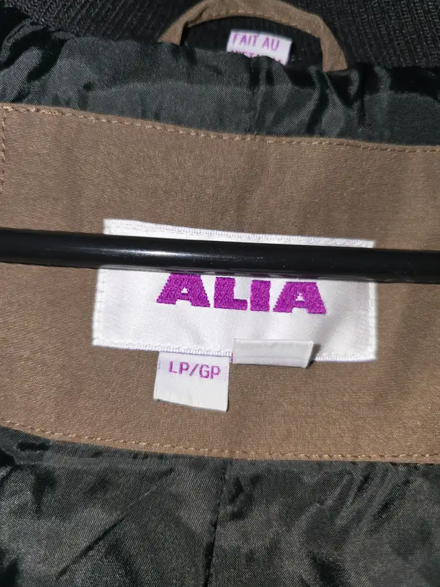 Alia Hooded Winter Jacket for Women in Women's - Tops & Outerwear in Calgary - Image 4