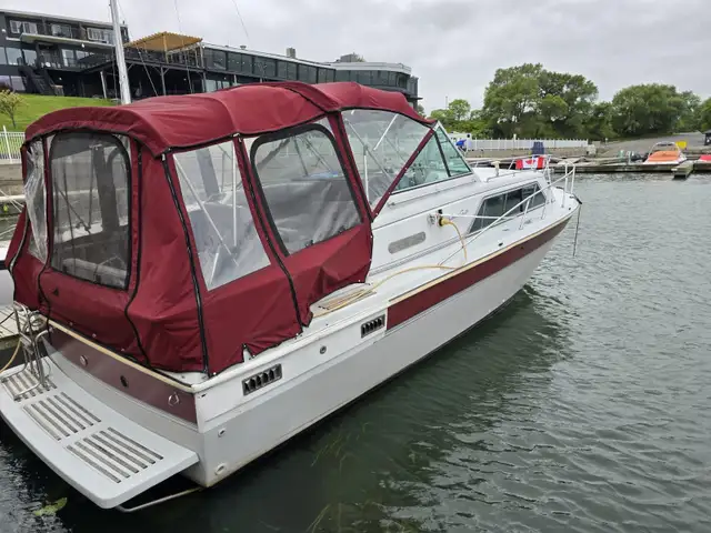 30 ft Boat and Trailer in Powerboats & Motorboats in St. Catharines - Image 7
