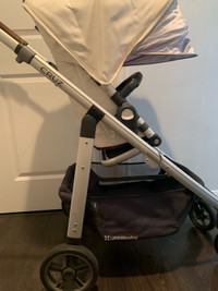 Uppababy Cruz stroller with travel bag 