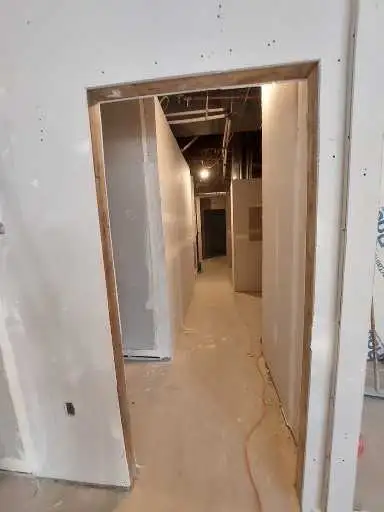 Drywall taper looking for work have over 25 year in trades and can do alot of thing s from walls to...